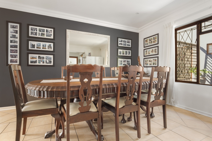 7 Bedroom Property for Sale in Hunters Home Western Cape